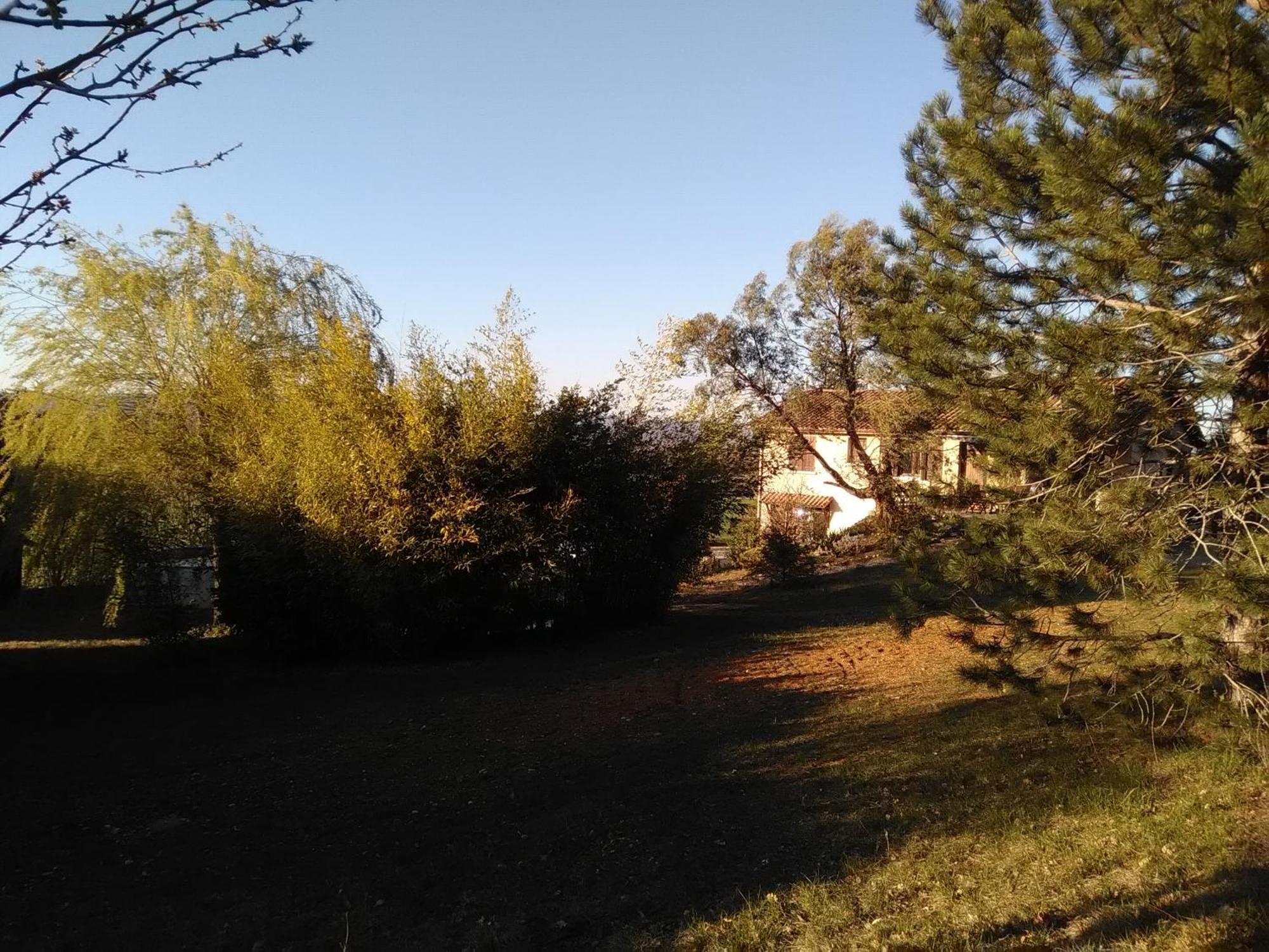 Patrice Et Chrstel Appartement Independant Chatuzange-le-Goubet ภายนอก รูปภาพ